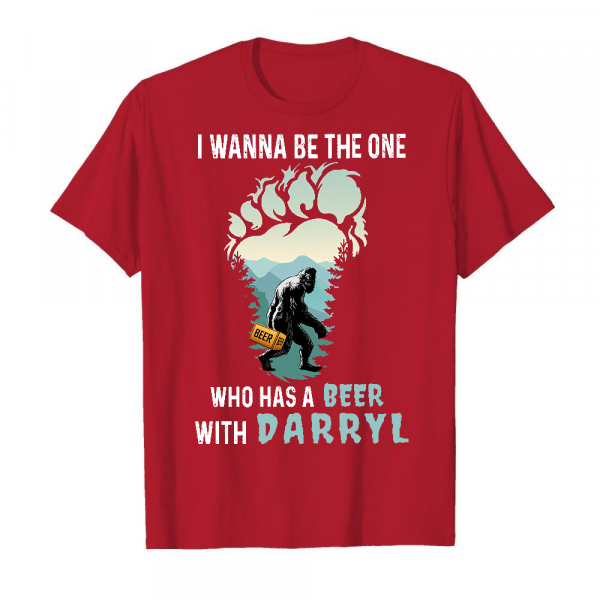 Who Has A Beer With Bigfoot 2 Men's T-Shirt Cardinal